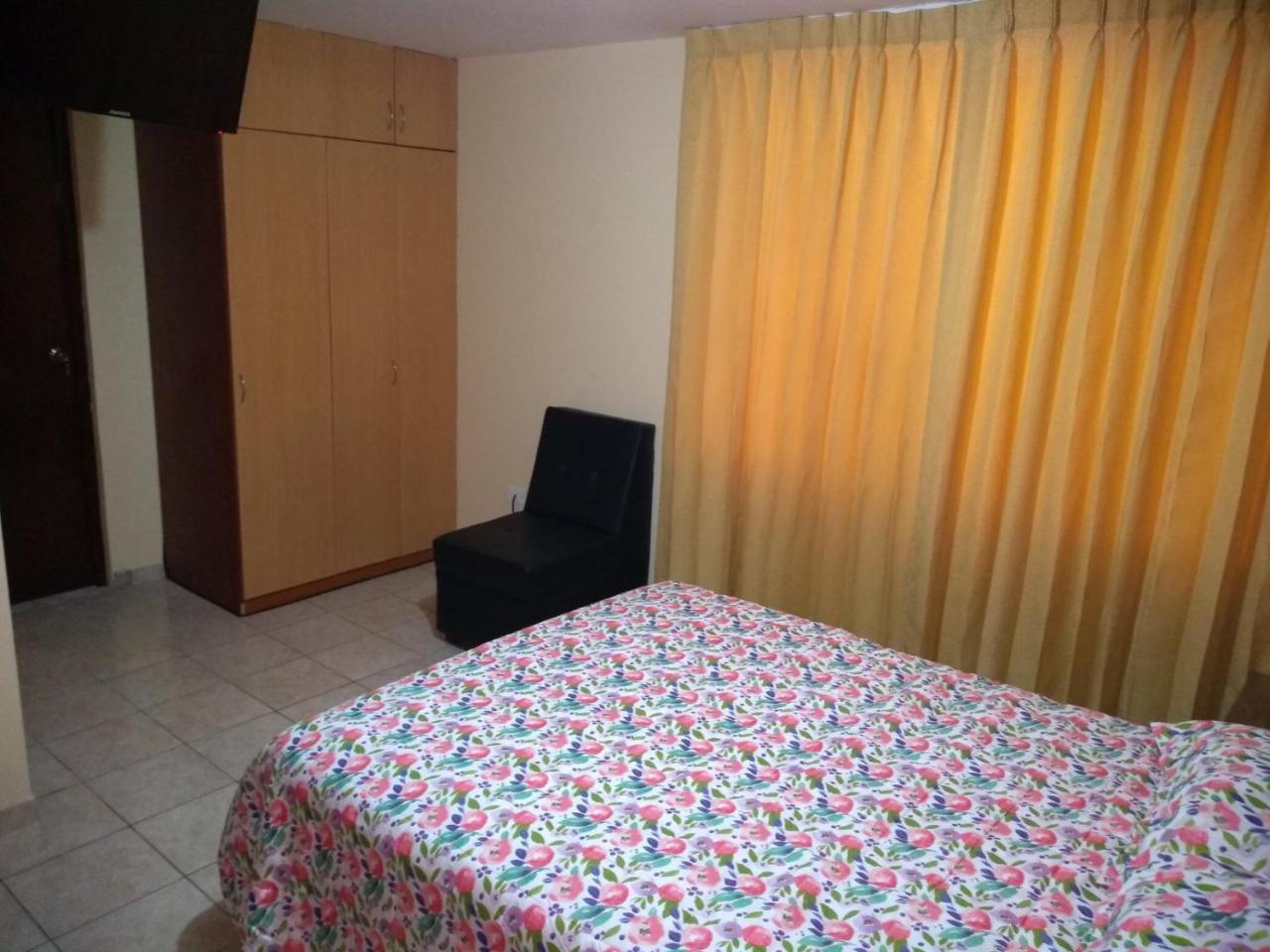 Hostal Las Begonias Pensión *